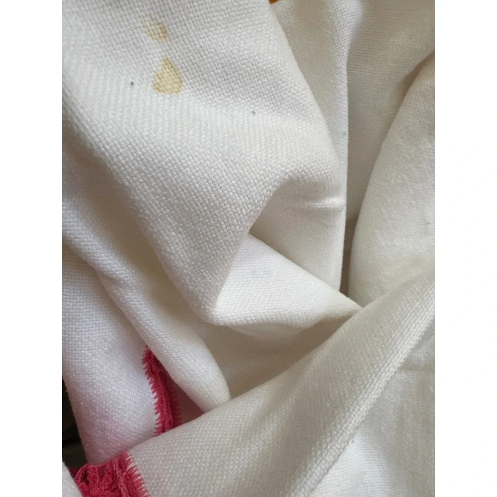 Vintage White Linen Tablecloth Hot Pink Crochet Lace Floral Inset 44x33.5 Boho